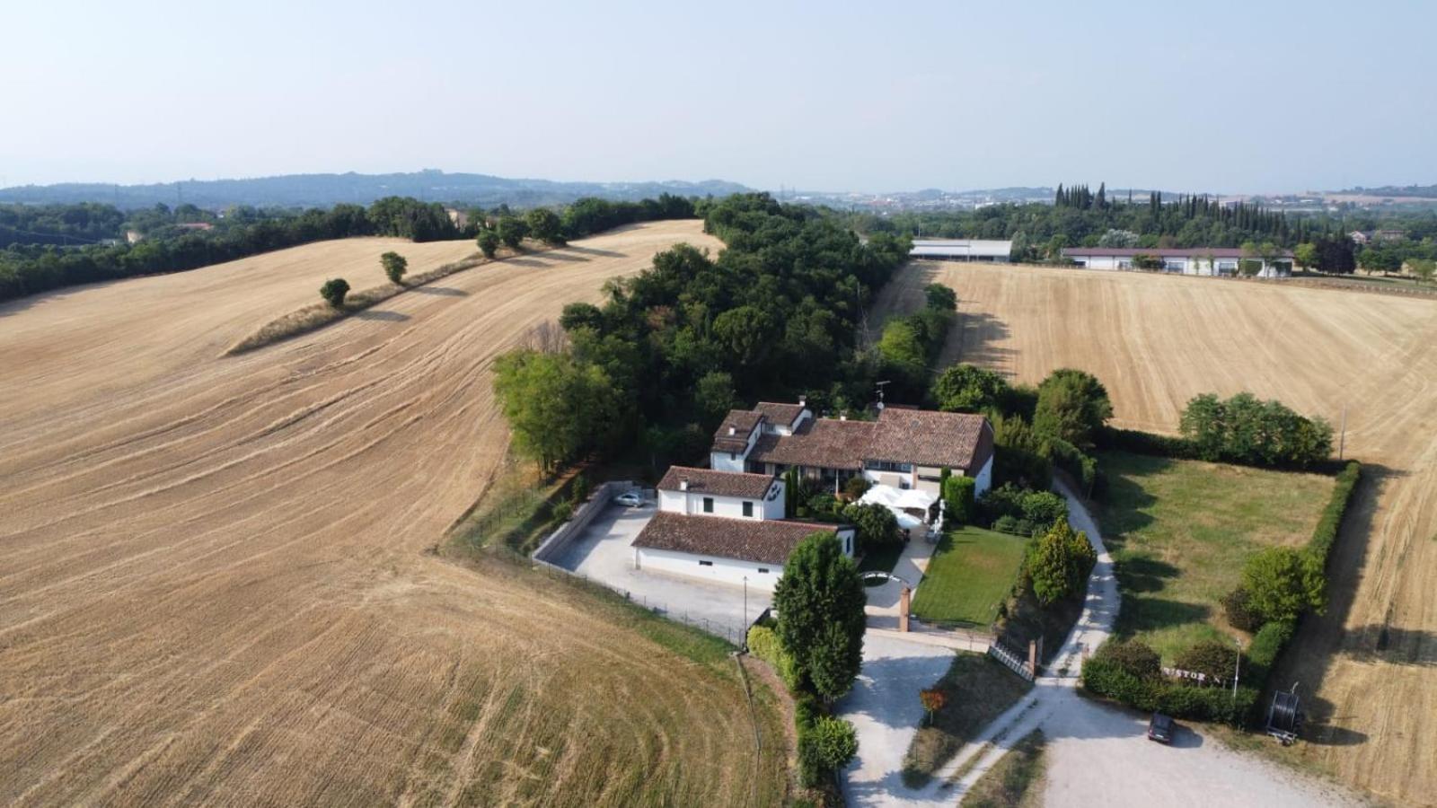 B&B Corte Delle Rose Castiglione Delle Stiviere Exterior foto