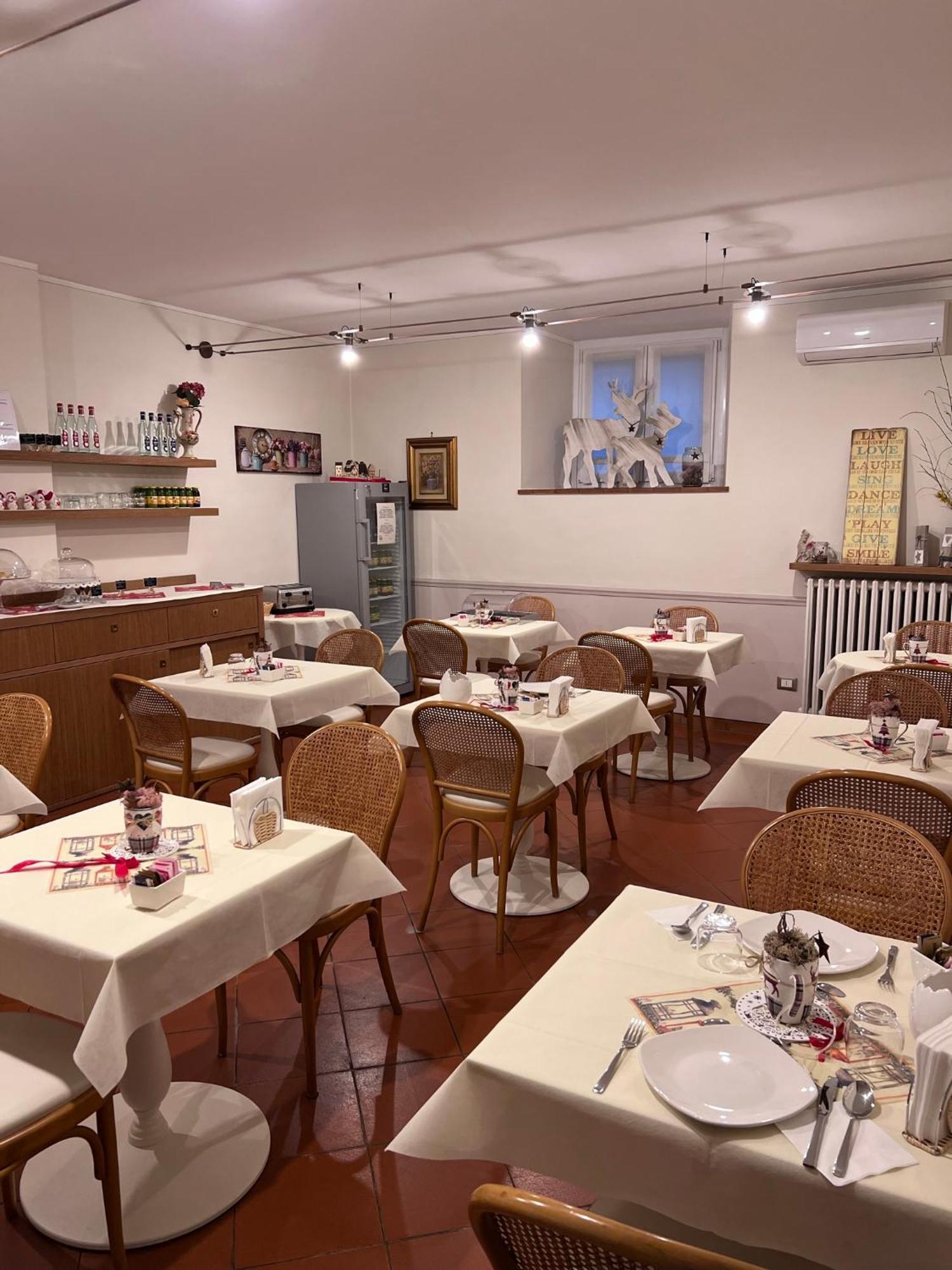 B&B Corte Delle Rose Castiglione Delle Stiviere Exterior foto