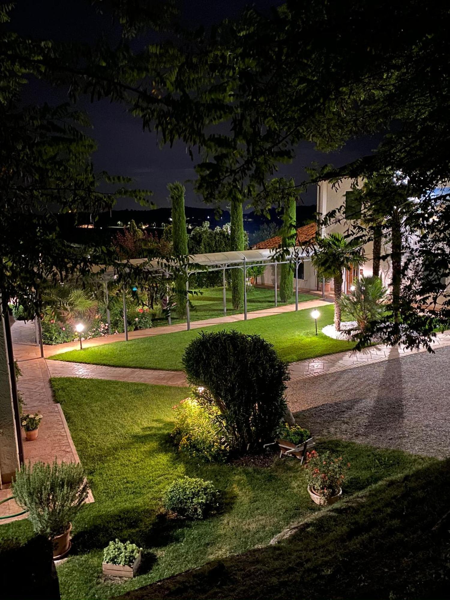 B&B Corte Delle Rose Castiglione Delle Stiviere Exterior foto