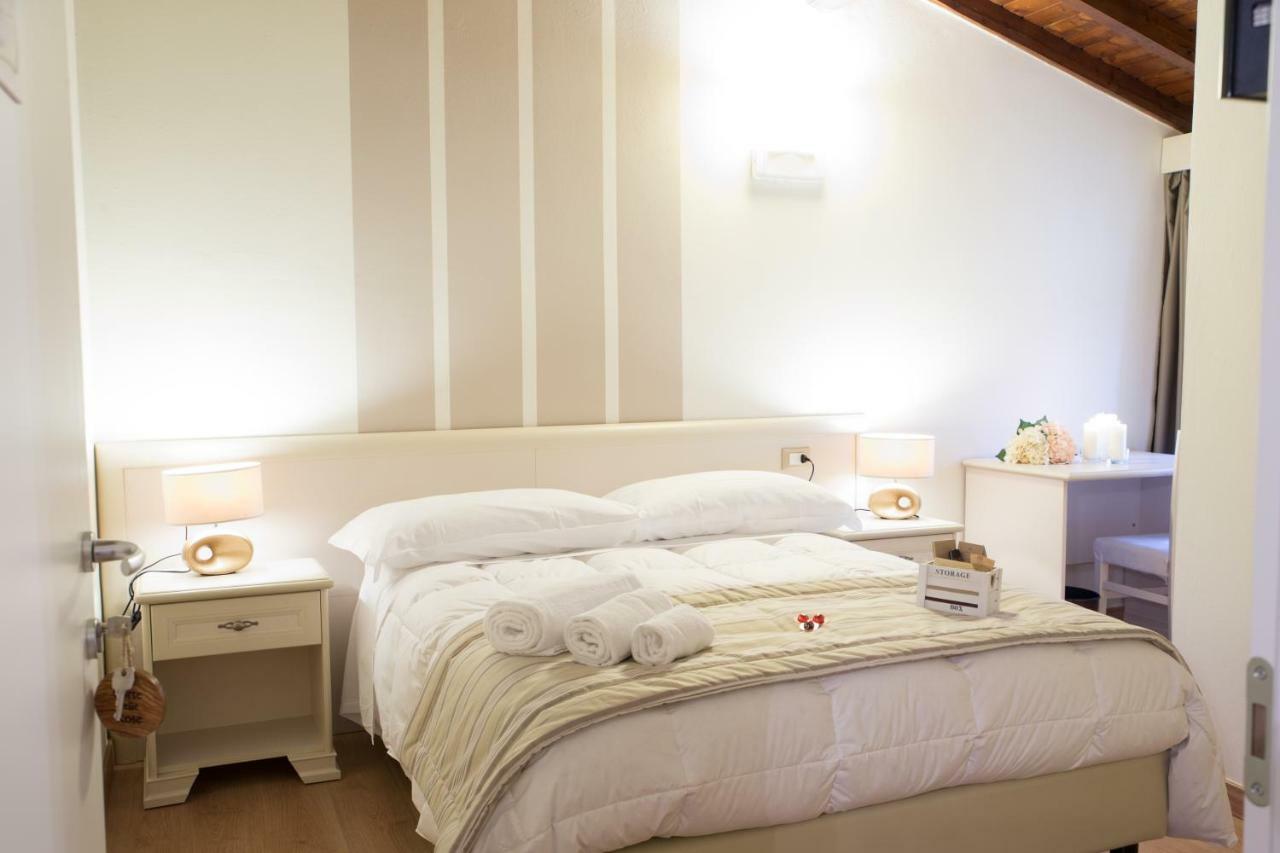 B&B Corte Delle Rose Castiglione Delle Stiviere Exterior foto